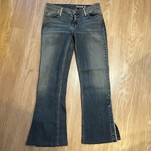 Allen B. Super Rare Rhinestone Accent Women's Blue Jeans